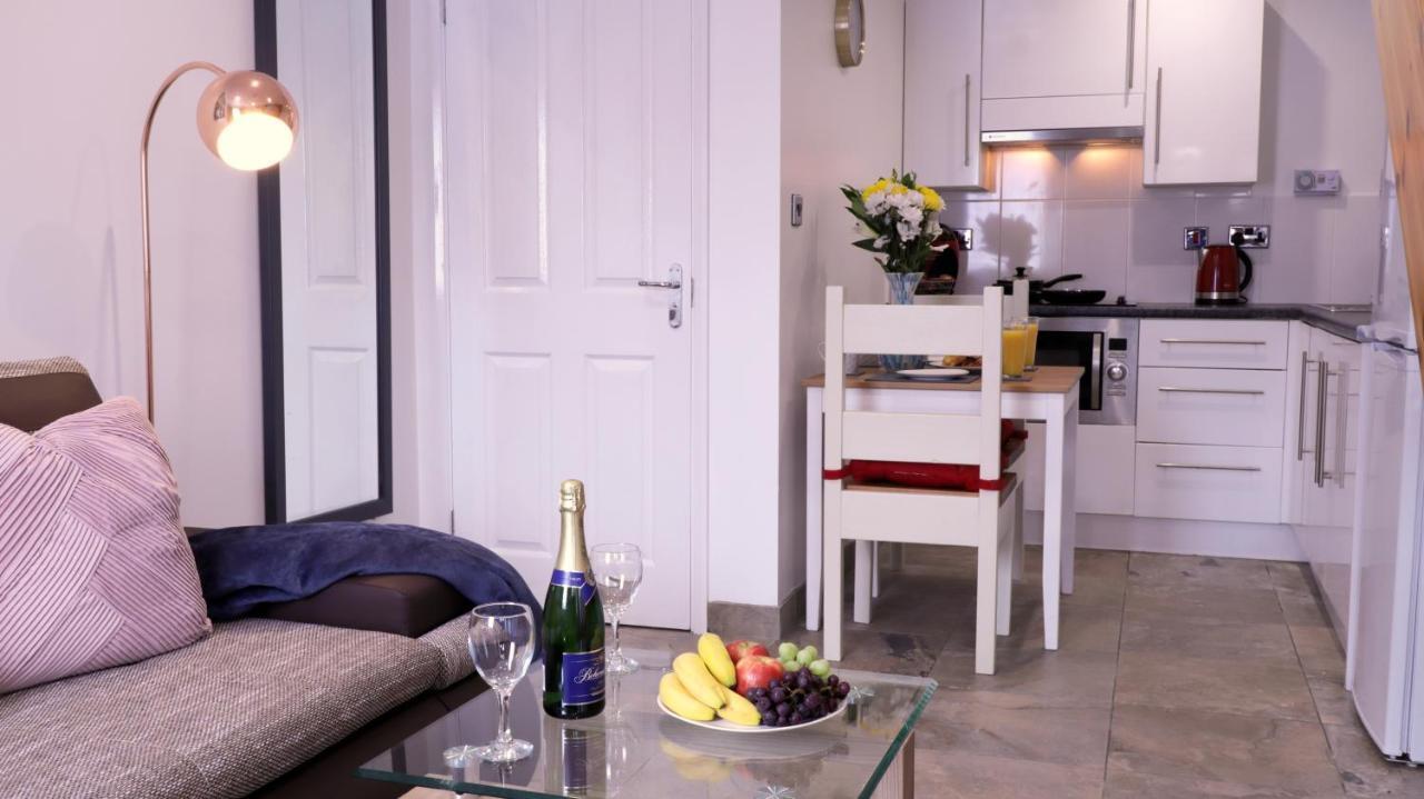 Epicsa - Family & Corporate Stay Mews Apartments With Free Parking Cambridge  Exterior photo