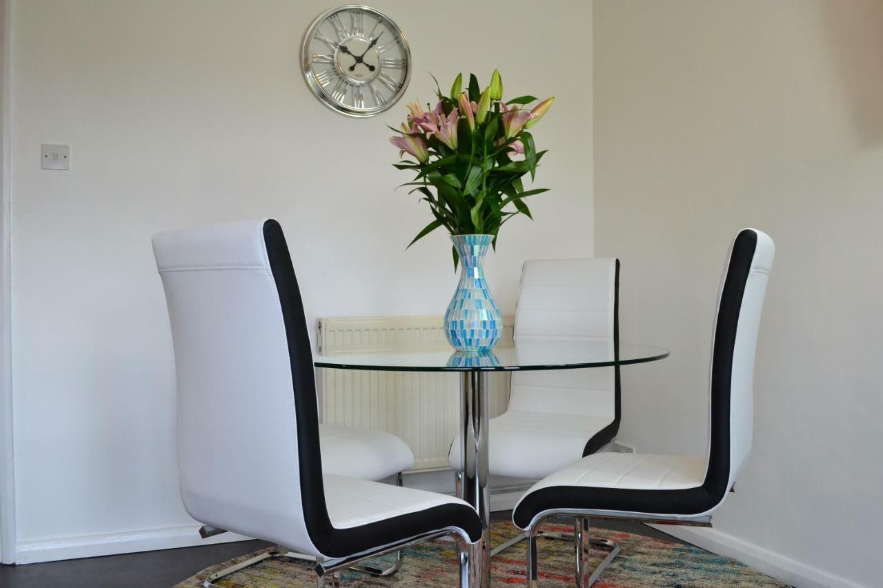 Epicsa - Family & Corporate Stay Mews Apartments With Free Parking Cambridge  Exterior photo