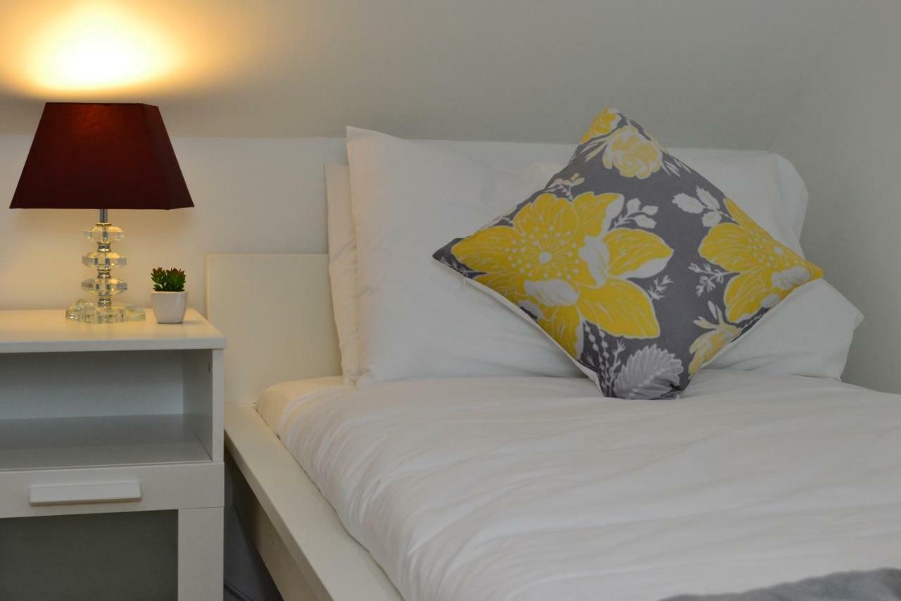 Epicsa - Family & Corporate Stay Mews Apartments With Free Parking Cambridge  Exterior photo