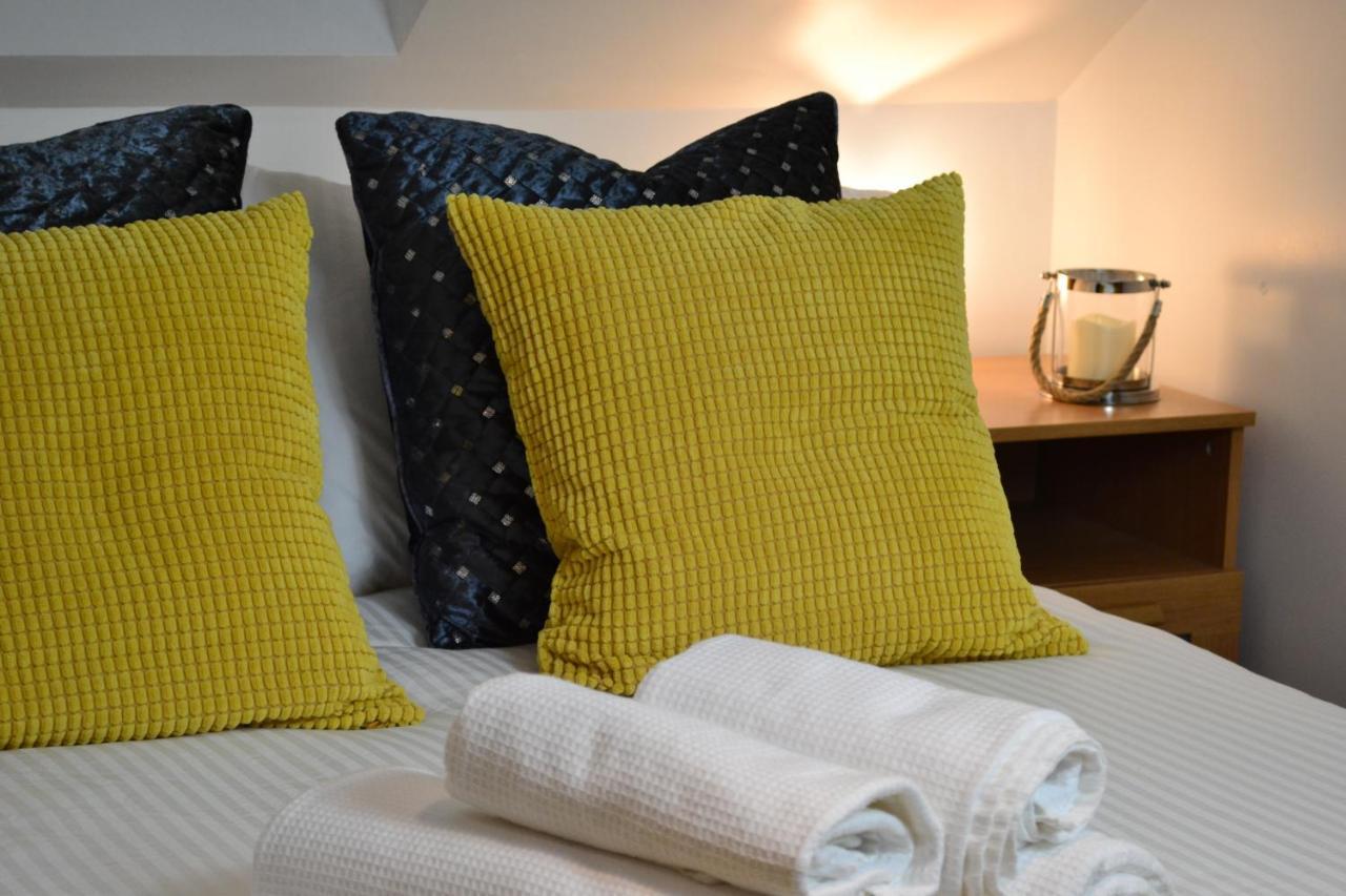 Epicsa - Family & Corporate Stay Mews Apartments With Free Parking Cambridge  Exterior photo